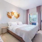 Reserva Del Higueron 3 Bedroom Apartment Lola
